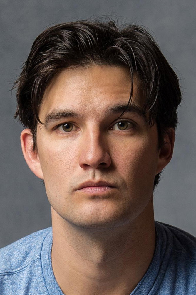 Jeff Irving as Justin in Country Hearts