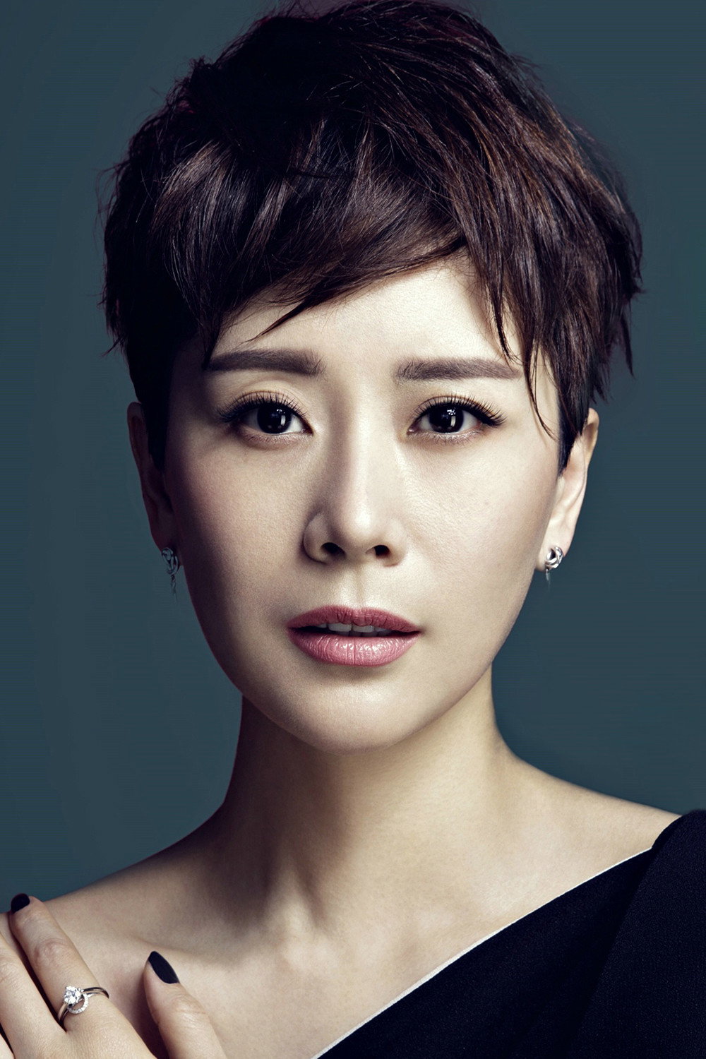 Hai Qing as Tian Mi in Sweet Life