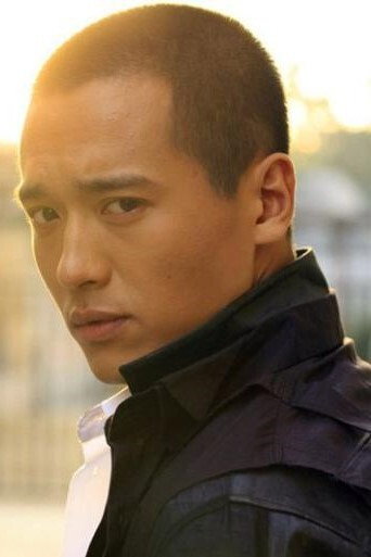 Gao Yunxiang as Zhai Li / King of Yiqu in Legend of Mi Yue