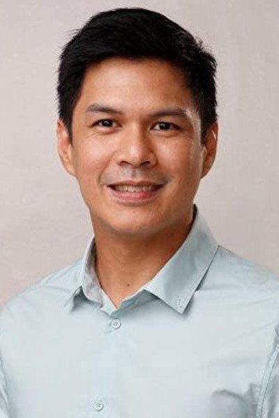 Raymart Santiago as Bernard Razon in Bantatay