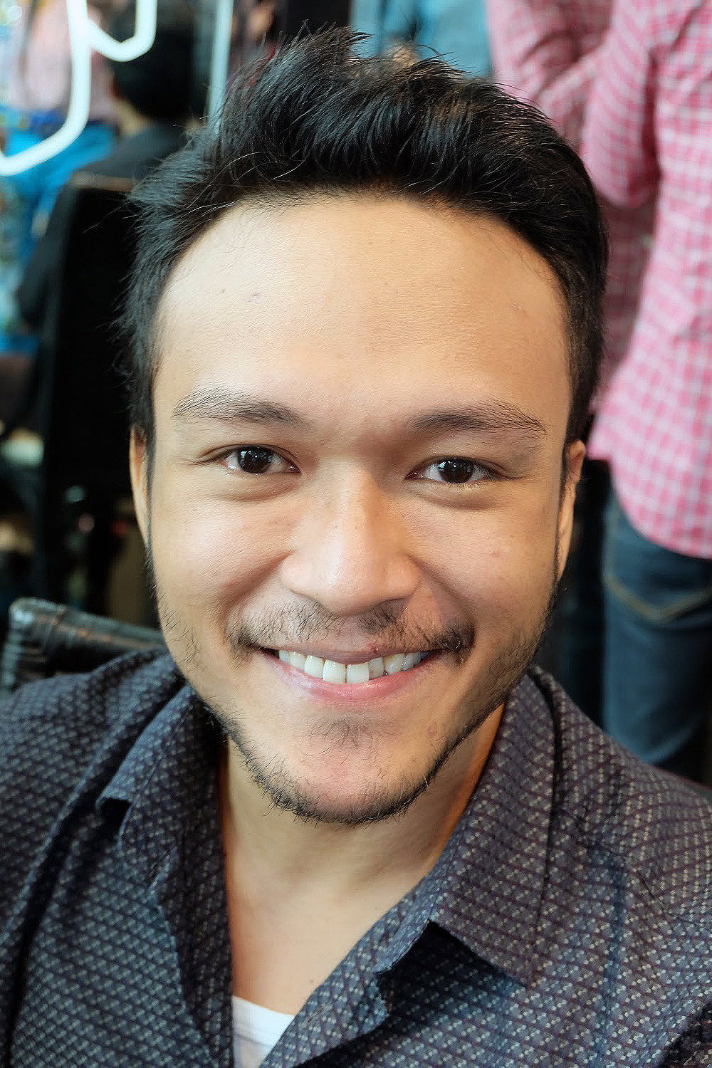 Shaheizy Sam as Azim in Ngangkung