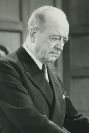 Walter Walker as Howard Crocker in Blackbirds