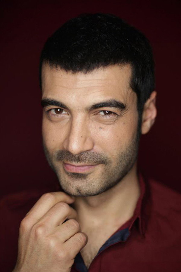 Murat Ünalmış as Yusuf in Wings of the Night