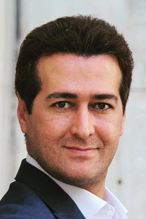 بهنام شرفی as Azar in Son of Man