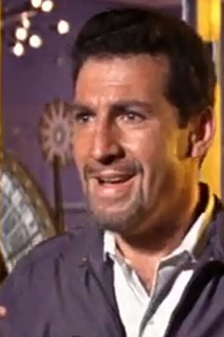 Nicky Blair as Shorty Fansworth in Viva Las Vegas