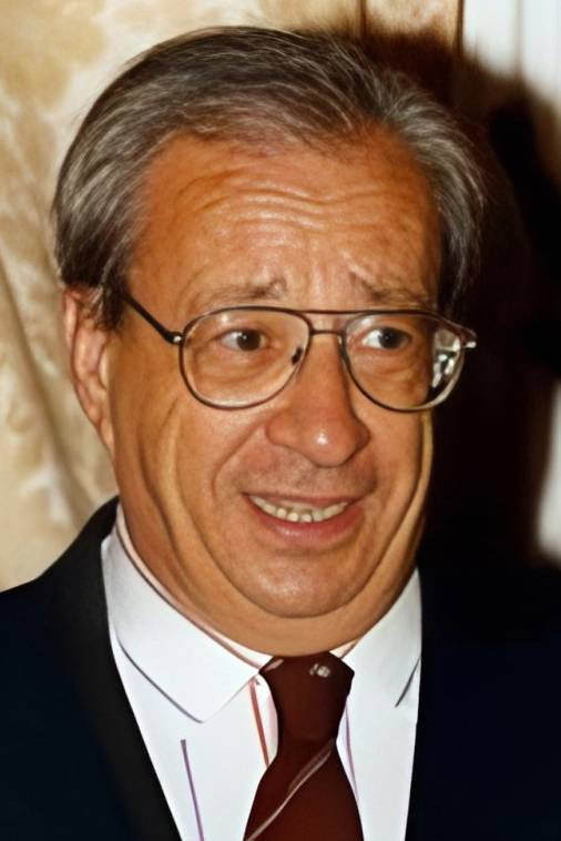 Mauro Vestri as Alfredo's Friend in With Aunt It's Not a Sin