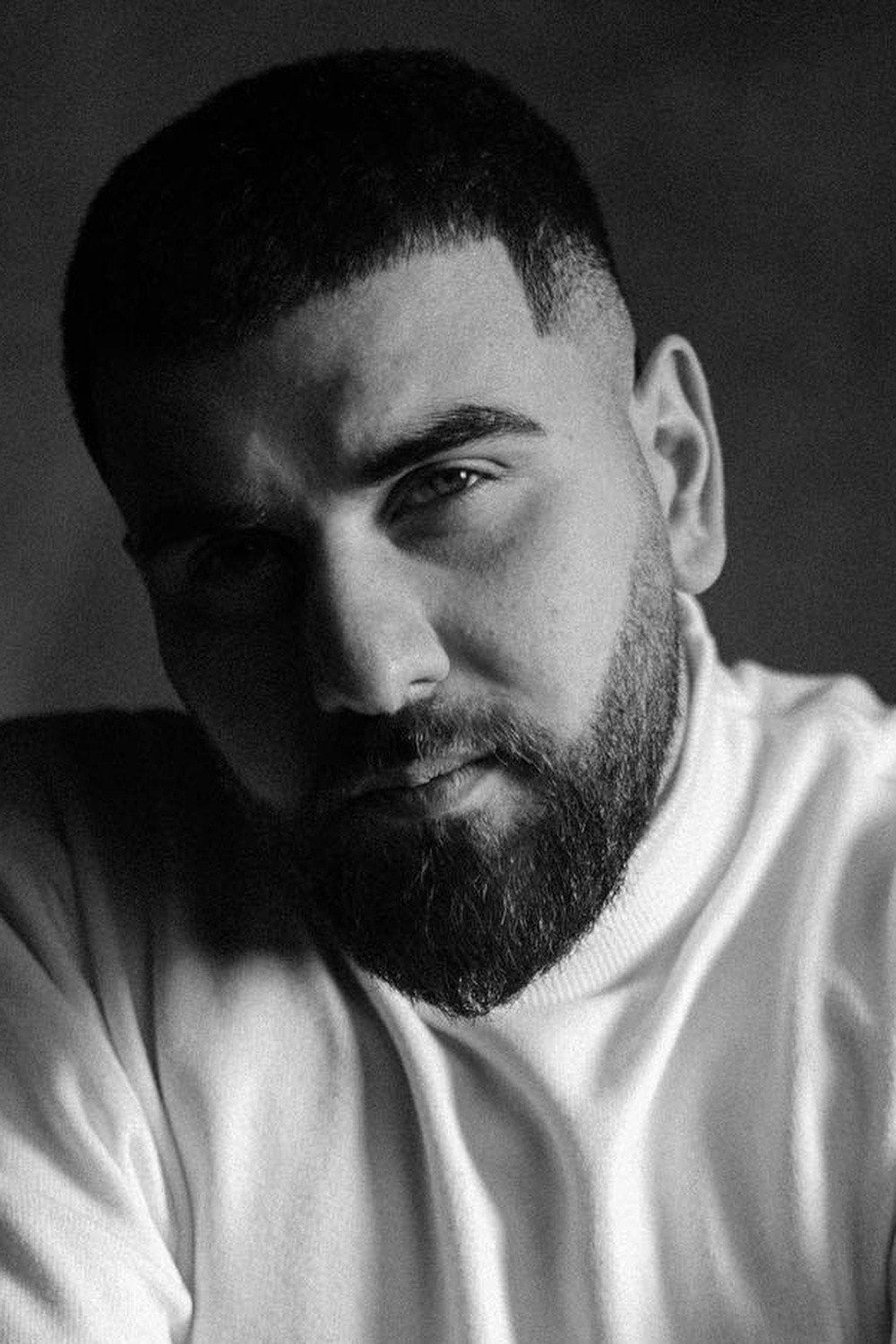Mehdi Sadıq as Bəxtiyar in S.Ə.S