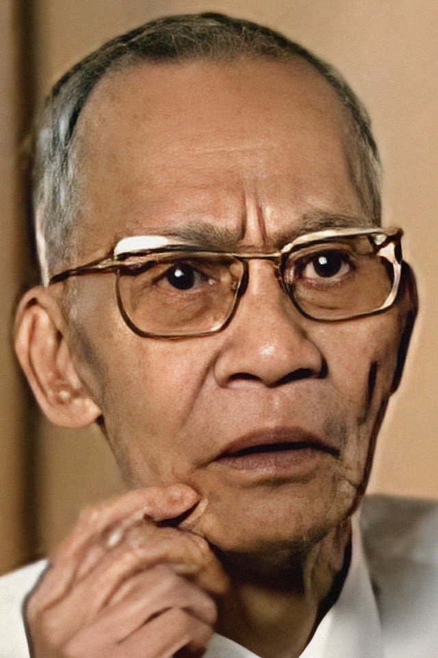 Hui Ying-Sau as Chin Yik-tung in The Jade Goddess Steals