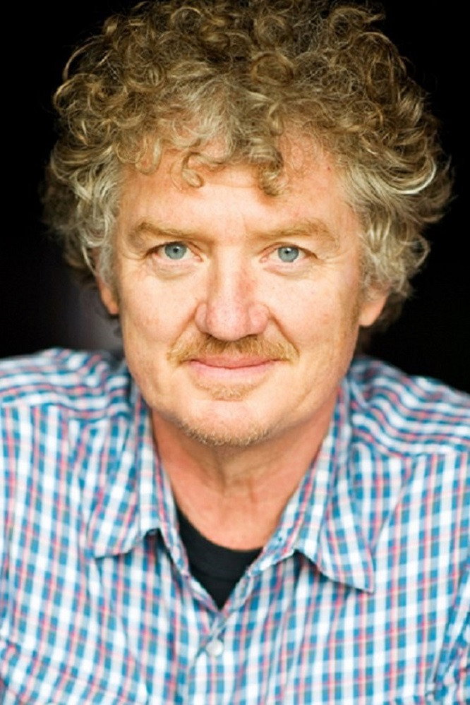 Andrew S. Gilbert as Detective in The Real Thing