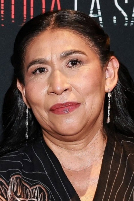 Clementina Guadarrama as Supervisor in The Chambermaid