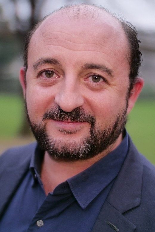 Jean-Louis Barcelona as Gildas in Des mains en or