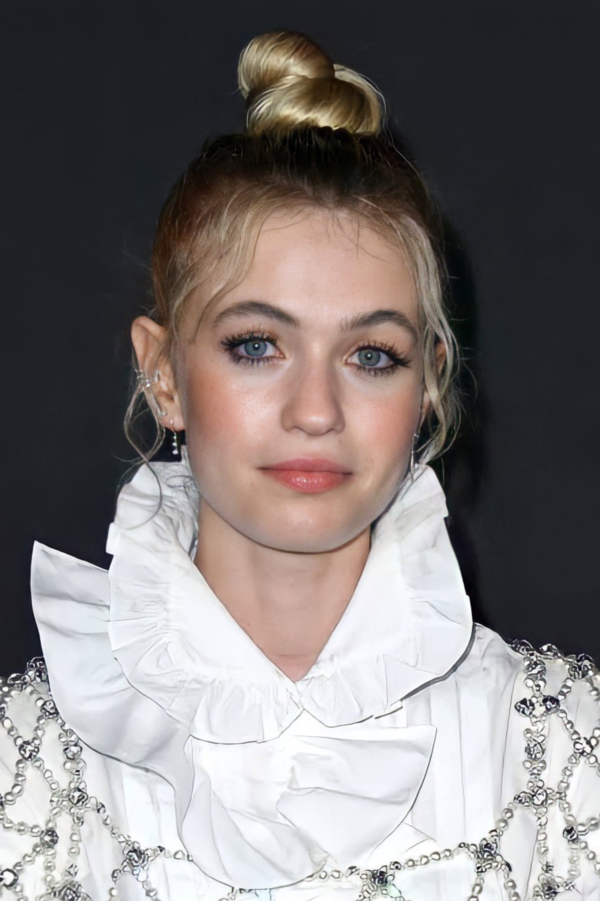 Olivia Scott Welch as Heather Nill in Panic