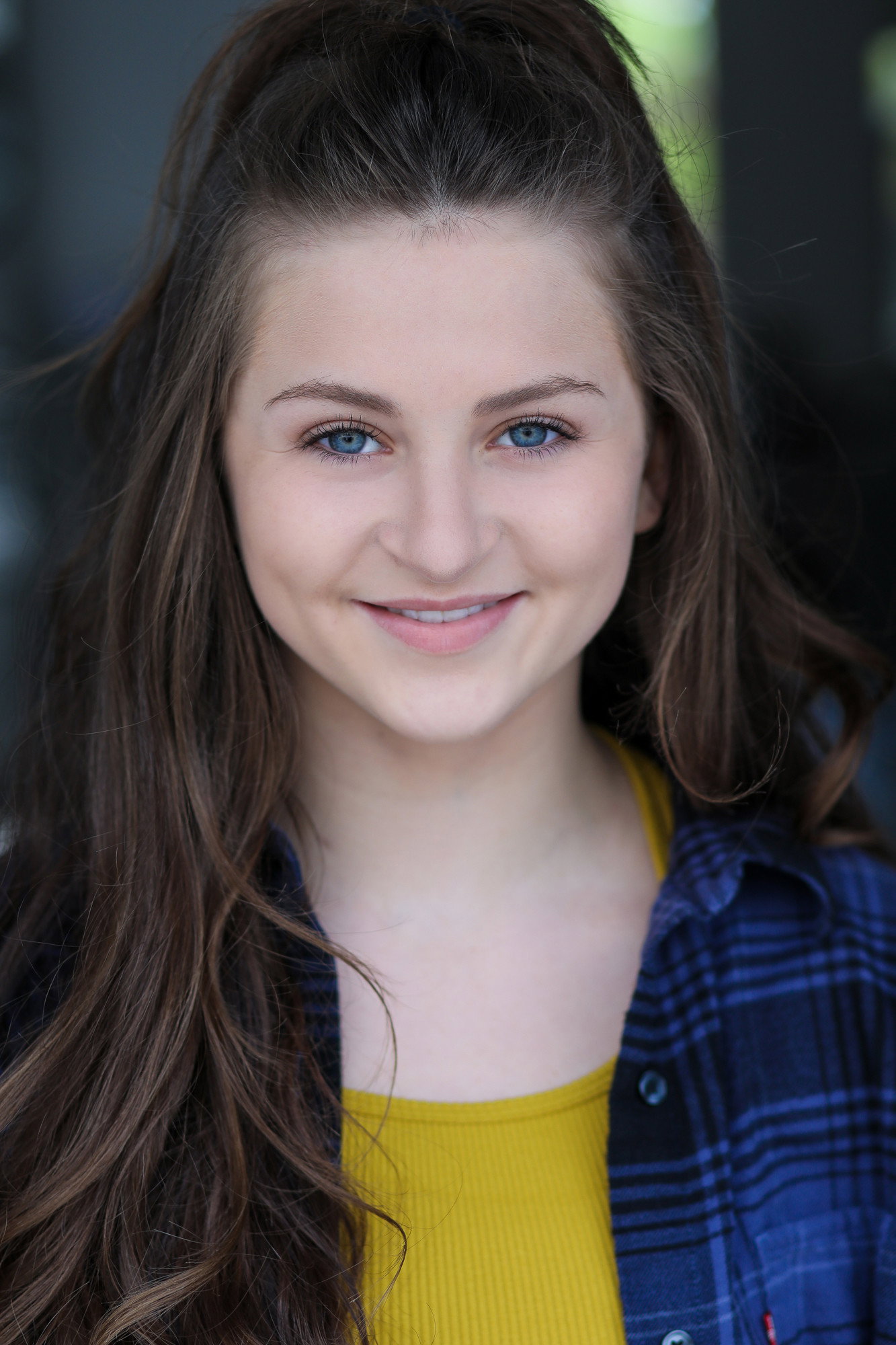 Caylee Blosenski as Harley in Cheaper by the Dozen