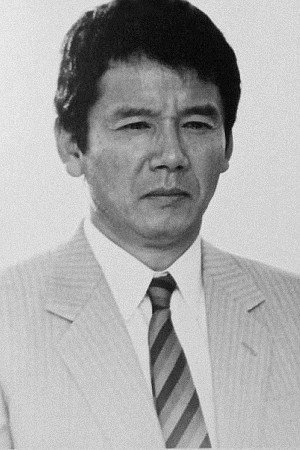 露口茂 as Kinzo in Painted Skin