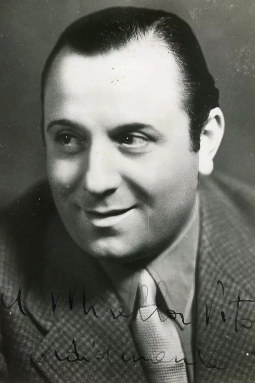 Carlo Campanini as Avv. Alberto Moretti in La zia smemorata