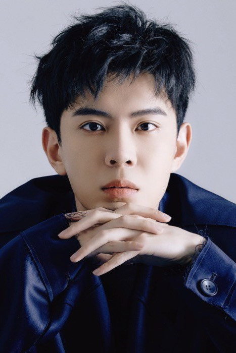 黄浩雯 as He Bei Zheng in 在八月盛夏
