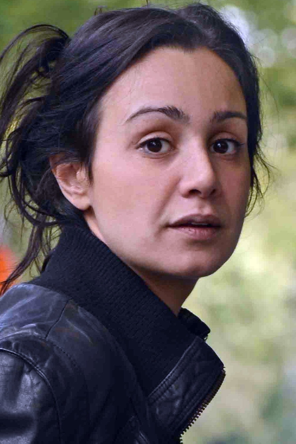 Myriem Akheddiou as La mère de Cathy in Birds of Passage