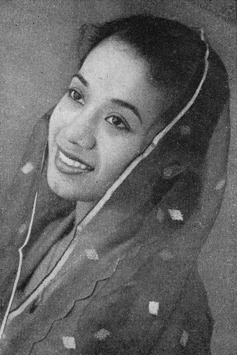 Marlia Hardi as Anita's mother in Hostess Anita