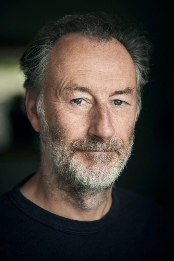 Jonathan Nefydd as Inspector in S.O.S. Galw Gari Tryfan