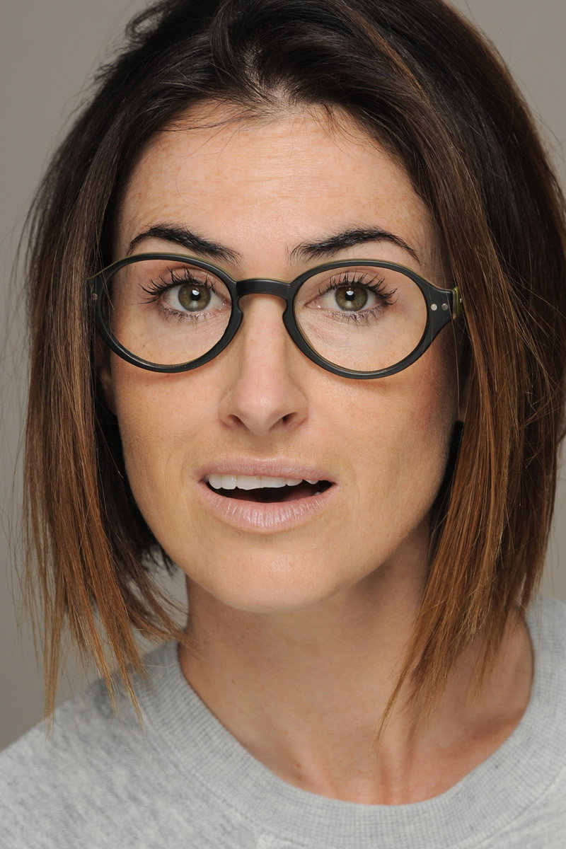 Courtney Scheuerman as Christina in Espíritu de lucha: Hajime no Ippo