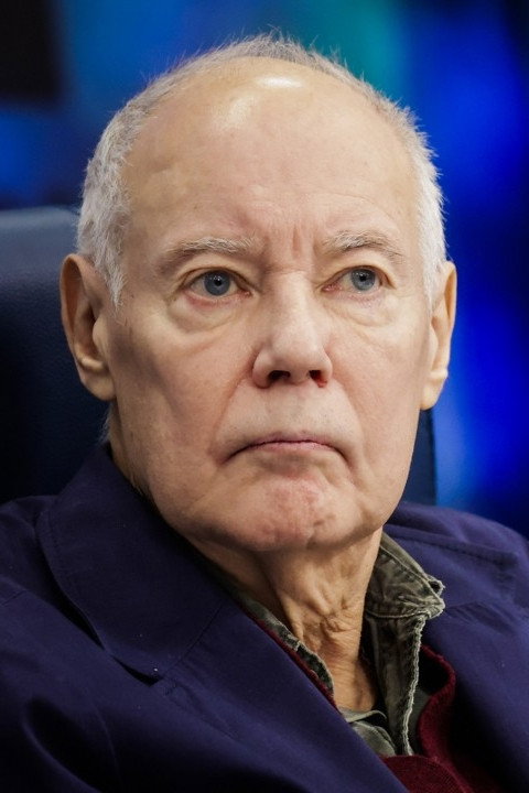 Владимир Конкин as Shabashkin in Vladimir Dubrovsky: The Noble Robber