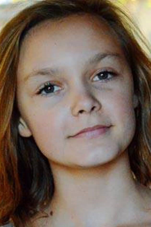 Ruby Jones as Nidal in Survivor