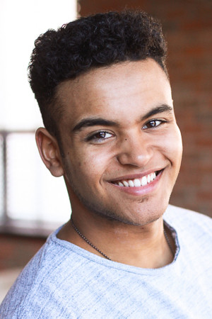 Karl-Antoine Suprice as Alex in La vie compliquée de Léa Olivier