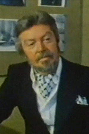 Adam de Haven as Mr. Nilsson in Men Come First