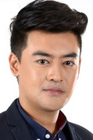 Thanapon Nimtaisuk as Rachid in Dung Duang Haruetai