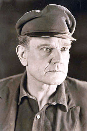 George MacQuarrie as The Constable of France in Backbone