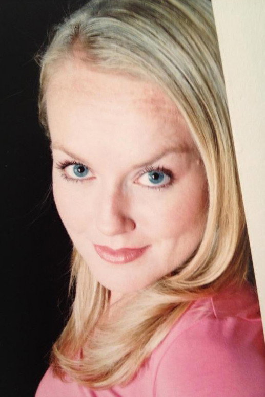Jane Barr as Queen Marabella (voice) in Barbie Mariposa & the Fairy Princess