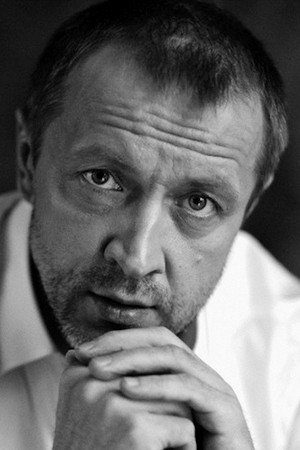 Александр Куликов as Александр Чапаев (капитан корабля) in Forsaken