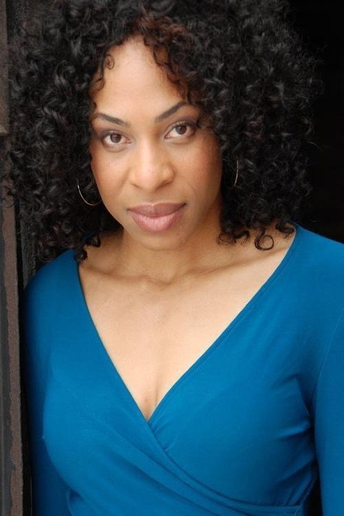 Karen Aldridge as Laurie in The Good Mother