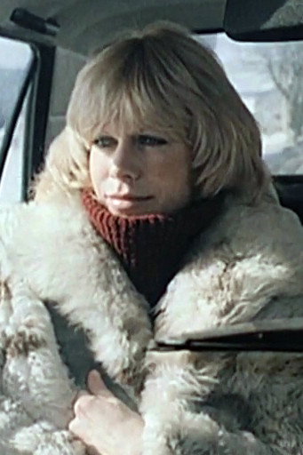 Regine Heintze as Grete in Astray
