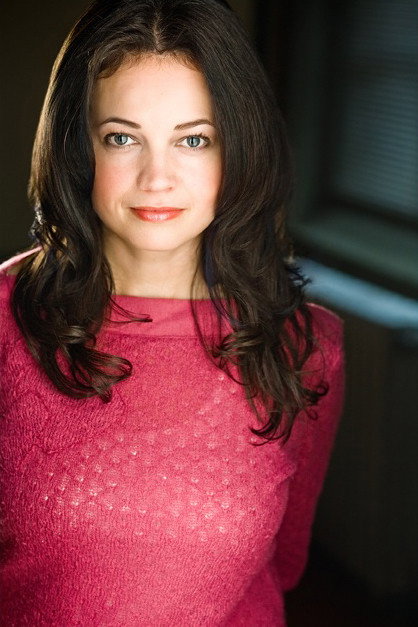 Maryke Hendrikse as Piper in Hatchimals: Adventures in Hatchtopia