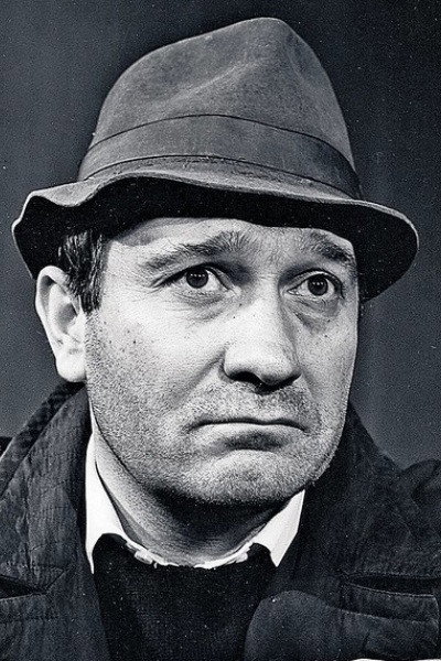 Slobodan 'Cica' Perović as Pukovnik Oto fon Gros & Mutavi seljak in The Colonel's Wife