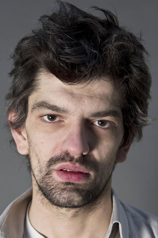 Fabrice Adde as Carl in On the Edge