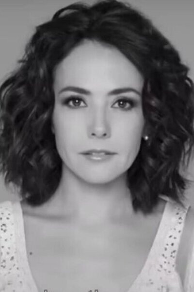 Evangelina Sosa as María in Lo que callamos las mujeres