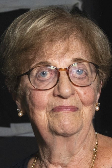 María Luisa Solá as Madre (voice) in Mummies