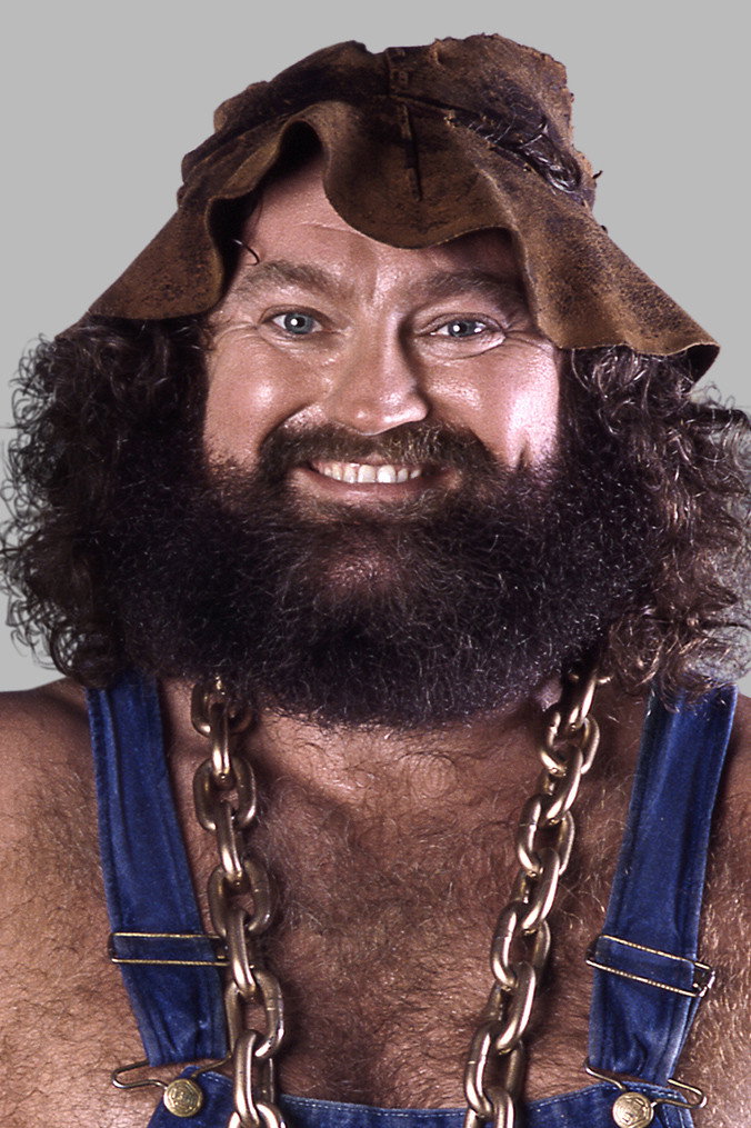 Jim Morris as Hillbilly Jim in WWE Legends' House