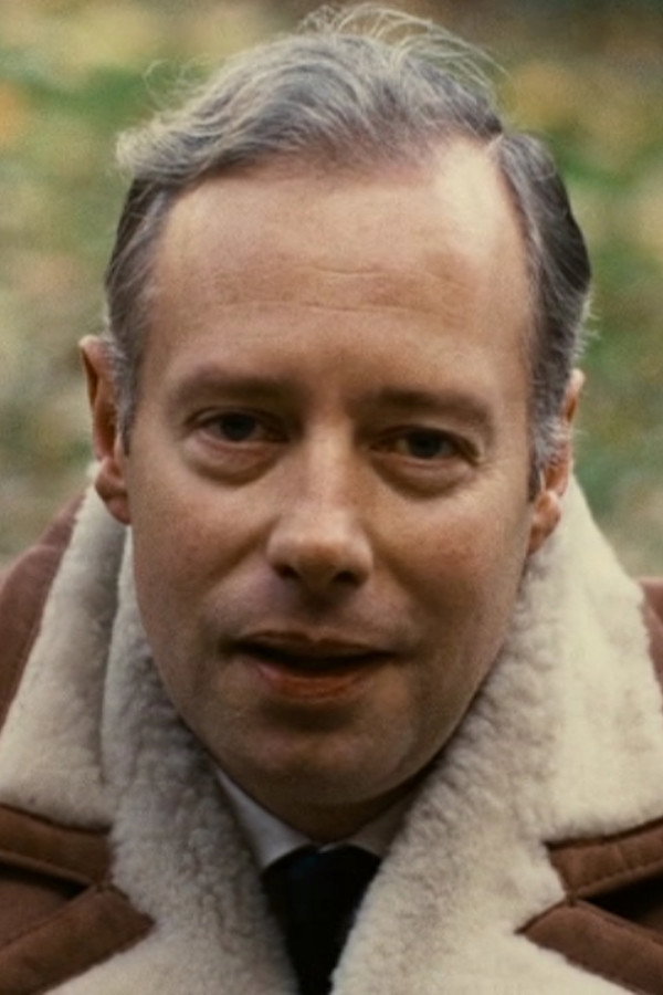 Clifford Rose as Villon in Secrets