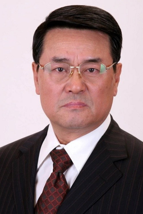 徐念福 as 爱新觉罗·皇太极 in 庄妃轶事