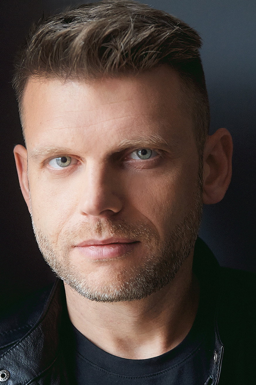 Markjan Winnick as Marcus in Alice, Darling
