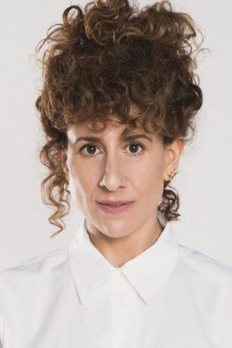 Belén López-Valcárcel as Isabel de Santo Domingo in Teresa