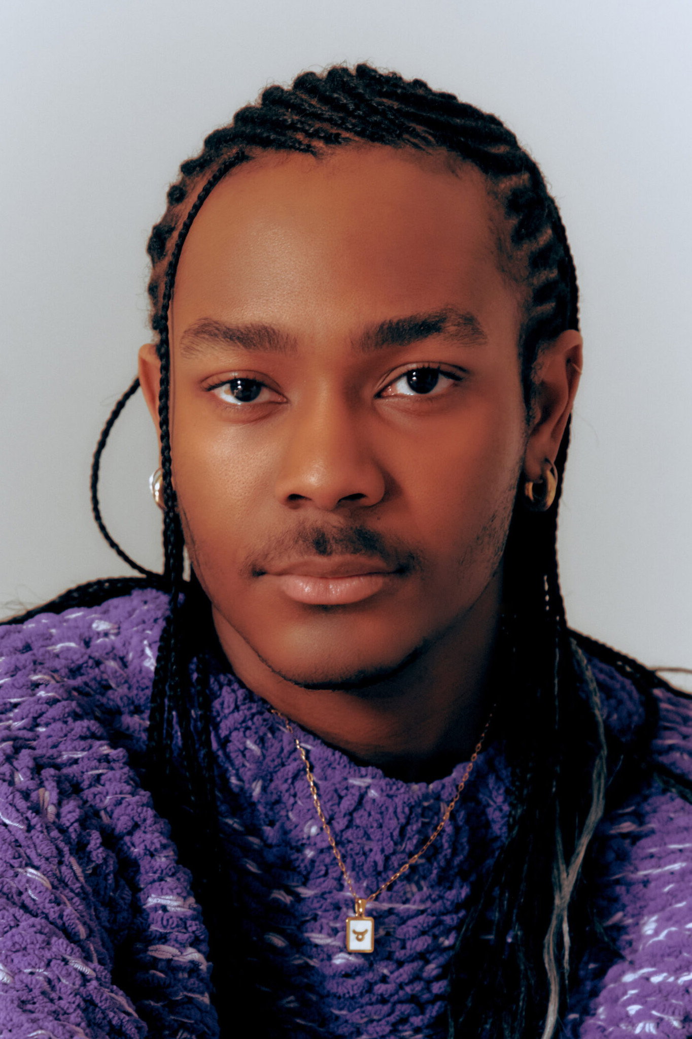 Joephillip Lafortune as Elias in Ils vécurent heureux