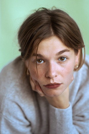 Rosita Segers as Sanne in Zuipkeet