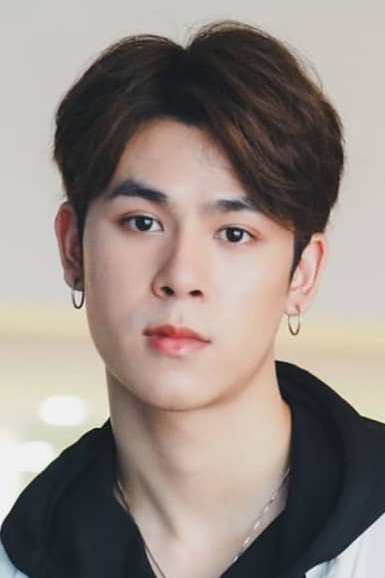 ภัทรพสิษฐ์ ณ สงขลา as Kwang in Let Me Into Your Heart