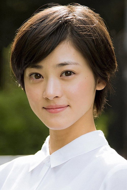 Aoi Koizumi as Kyoko Takama (young) in The Place Where the Sun Sits