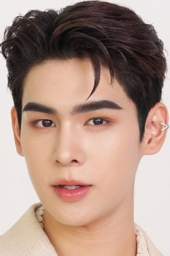 ณัฐภาสน์ ตันติเสถียรชัย as Thongthai in The Sign