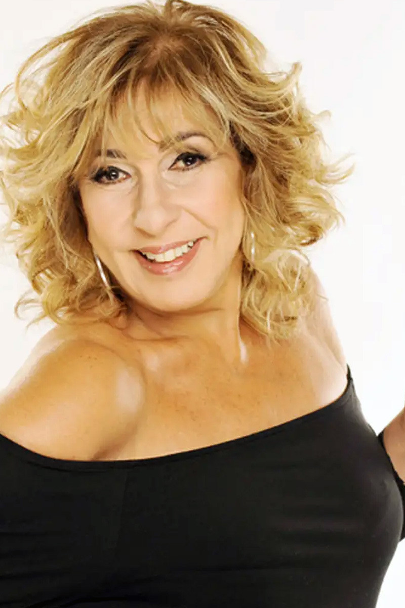Georgina Barbarossa as Elvira in Drugstore